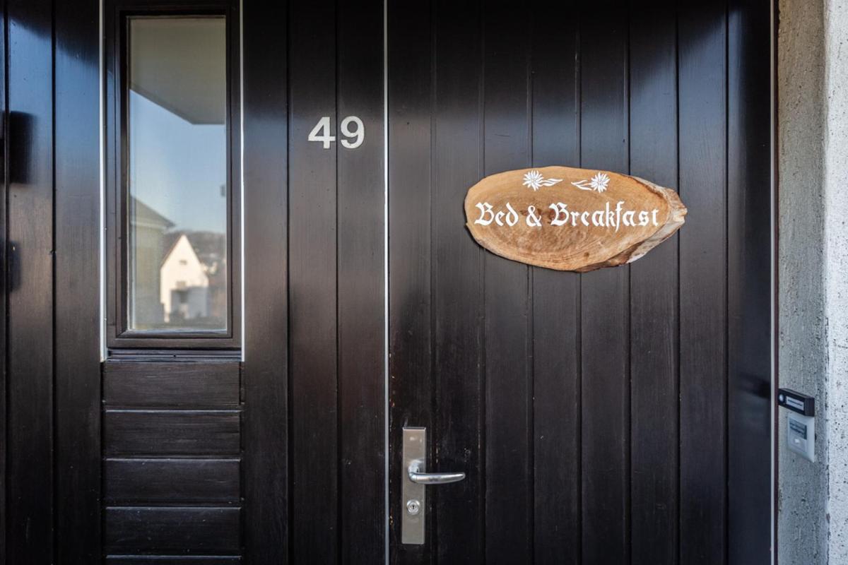 Mybednbreakfast In Bottmingen Bed and Breakfast Buitenkant foto