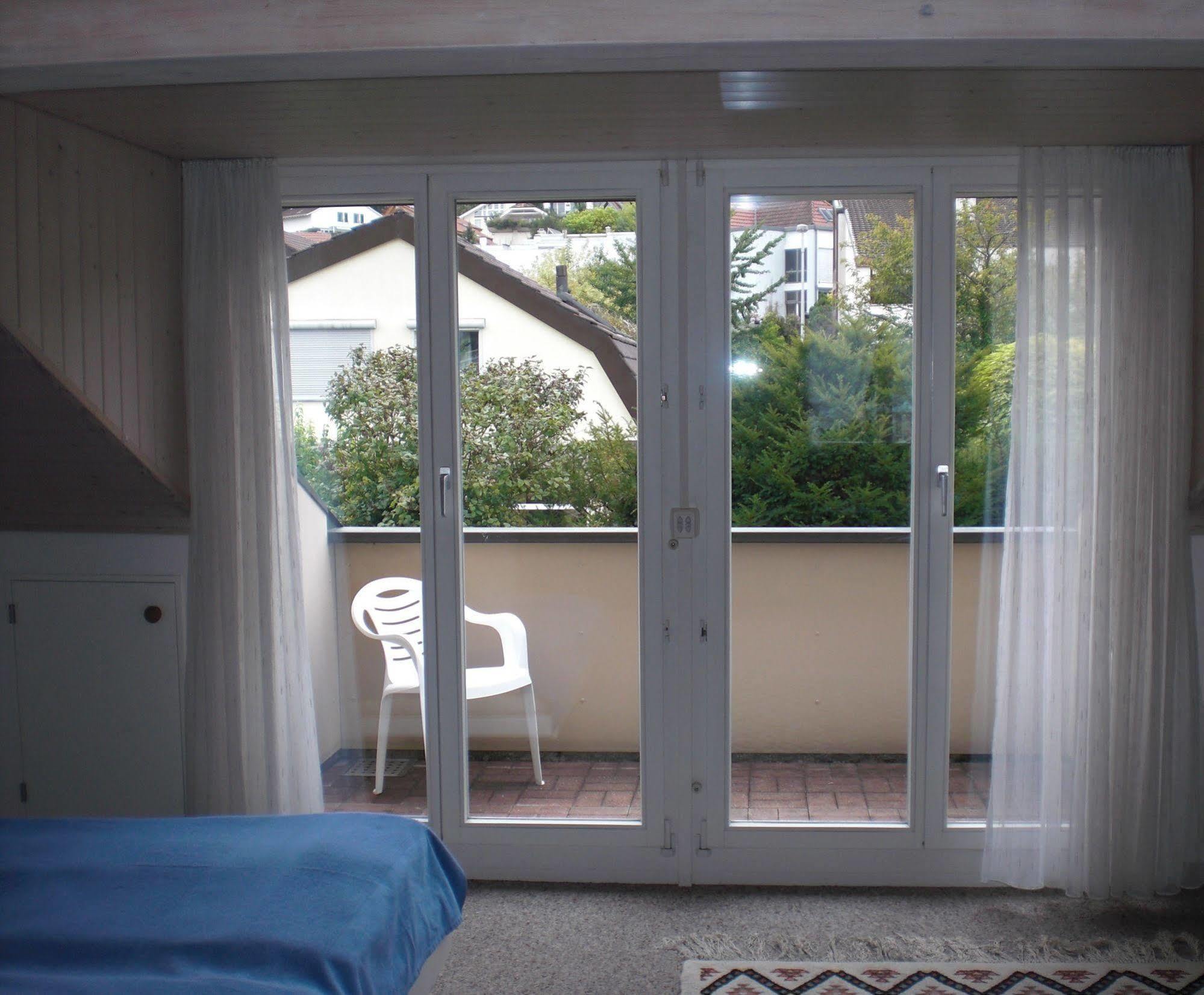 Mybednbreakfast In Bottmingen Bed and Breakfast Buitenkant foto