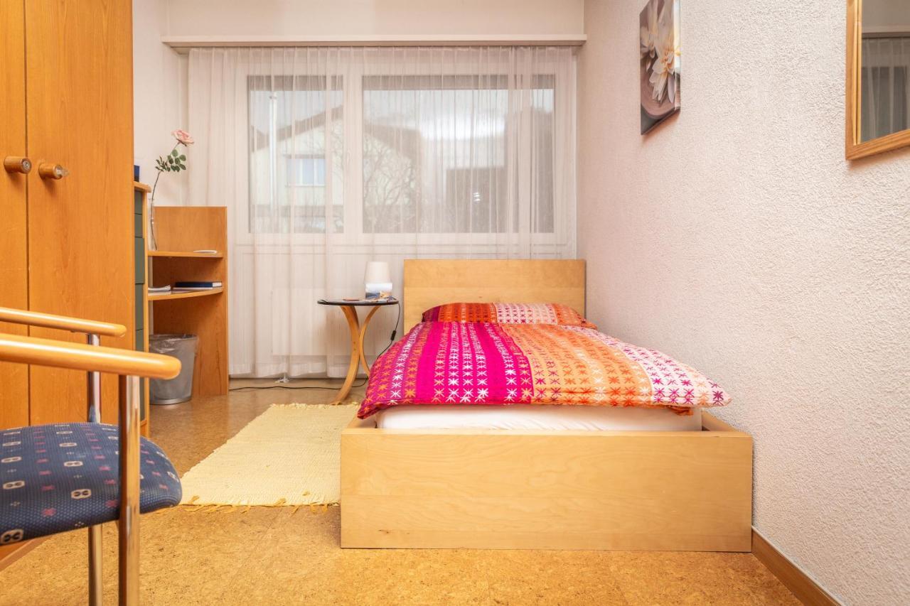 Mybednbreakfast In Bottmingen Bed and Breakfast Buitenkant foto