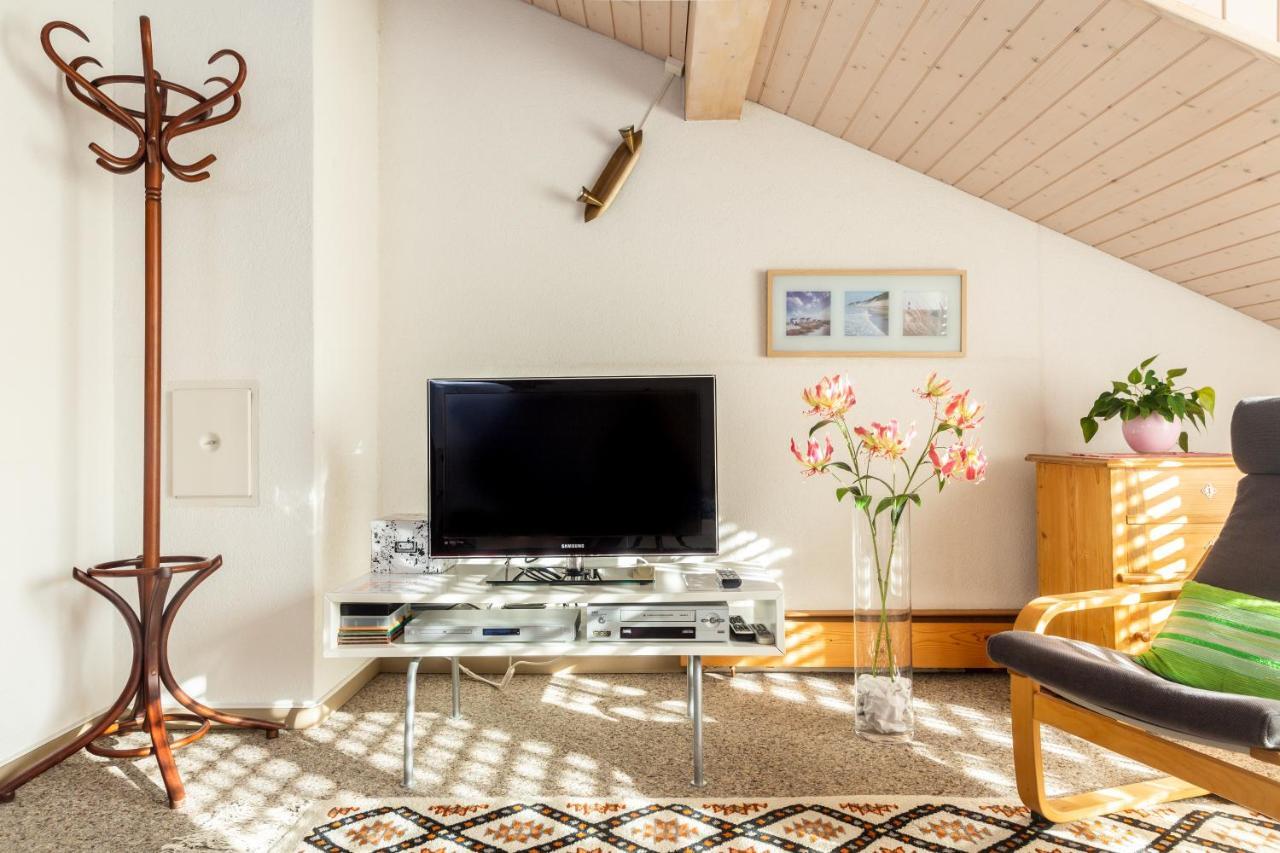 Mybednbreakfast In Bottmingen Bed and Breakfast Buitenkant foto