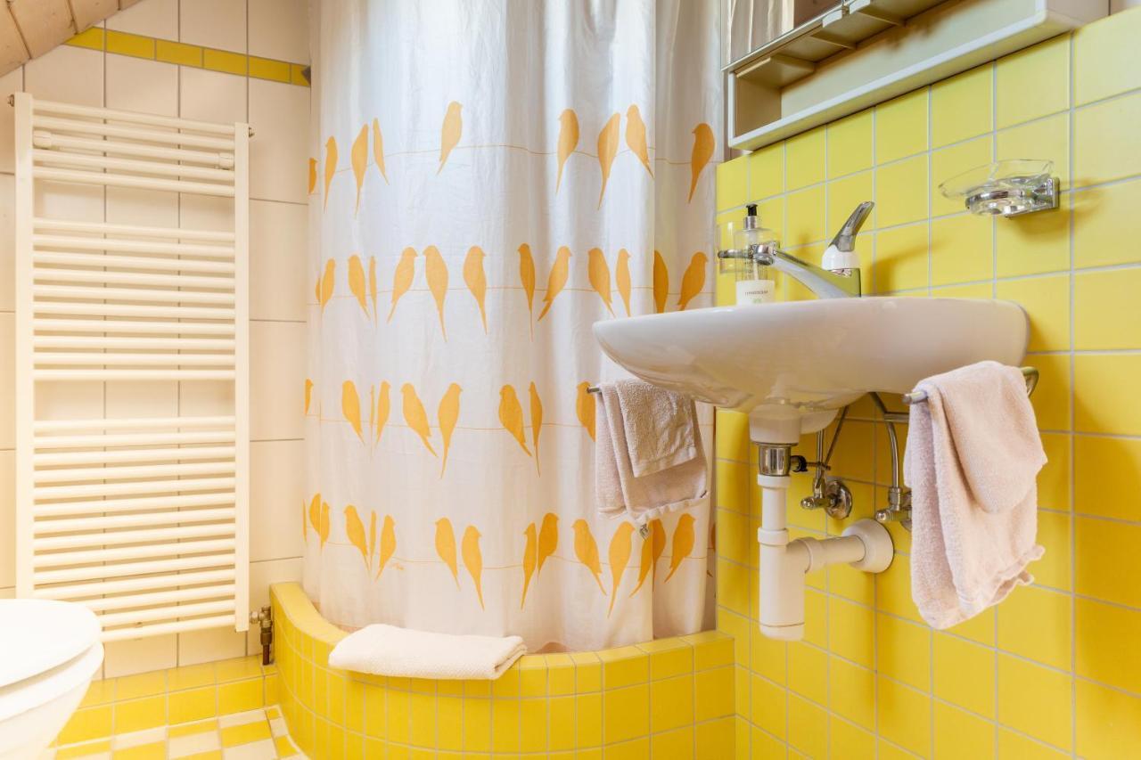 Mybednbreakfast In Bottmingen Bed and Breakfast Buitenkant foto
